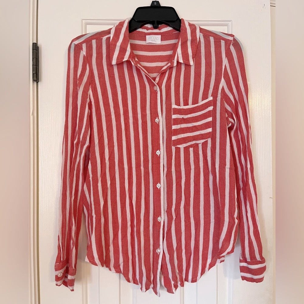 Abound Coral and White Stripe Long-sleeve Button-up Women’s S